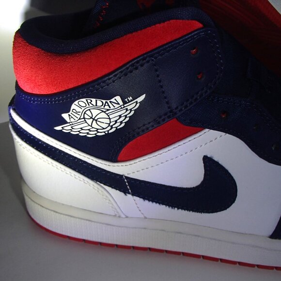 AIR JORDAN 1 MID SE Men –White/University Red-midnight Navy Missing shoe strings - Picture 3 of 6